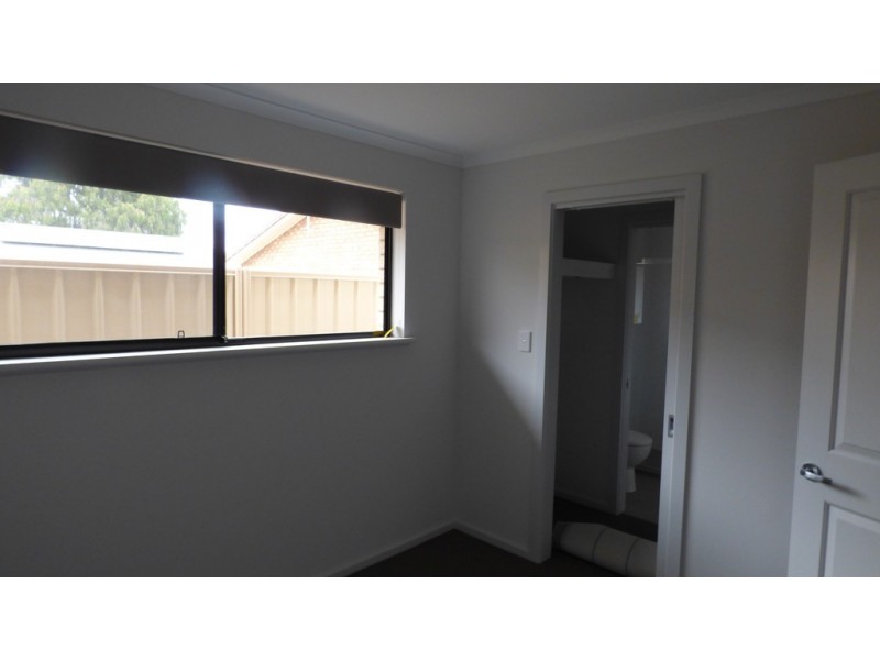 35C LEWORTHY STREET, Victor Harbor SA 5211