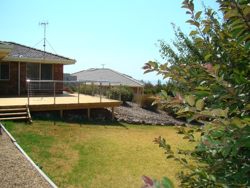 15 DAVIES STREET, Encounter Bay SA 5211