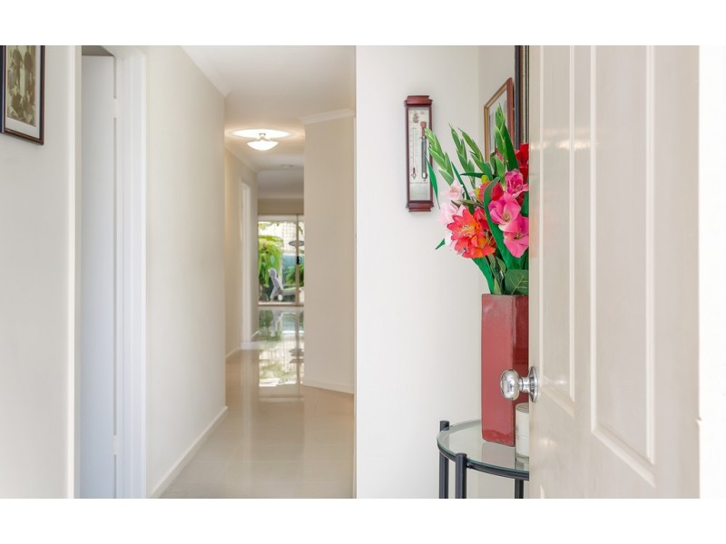 9 Robb Street, Encounter Bay SA 5211