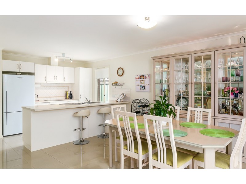 9 Robb Street, Encounter Bay SA 5211