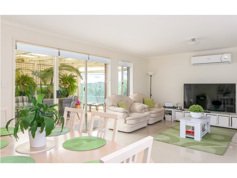 9 Robb Street, Encounter Bay SA 5211