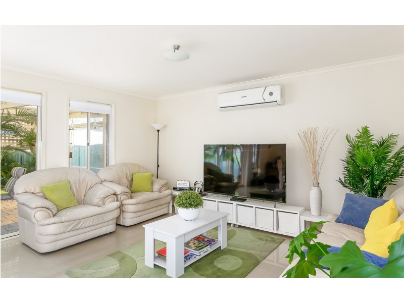 9 Robb Street, Encounter Bay SA 5211