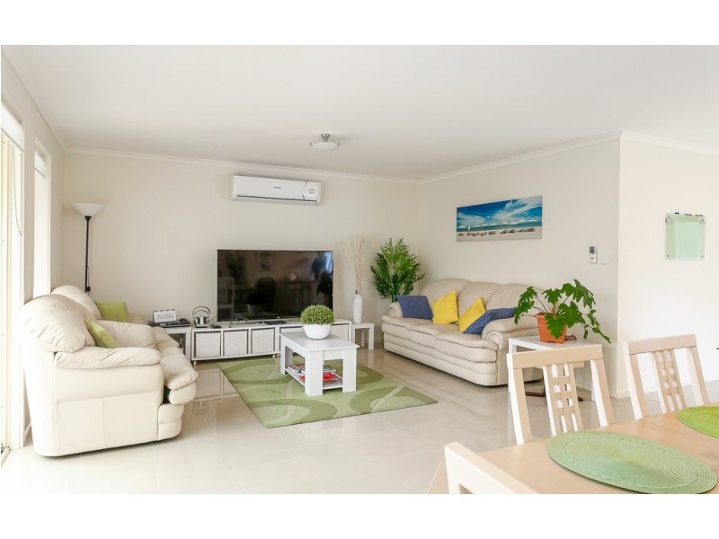 9 Robb Street, Encounter Bay SA 5211