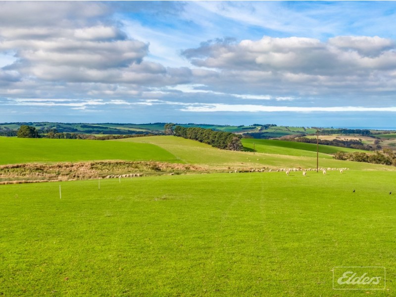 A16 and 17 1900 Range Rd, Parawa SA 5203