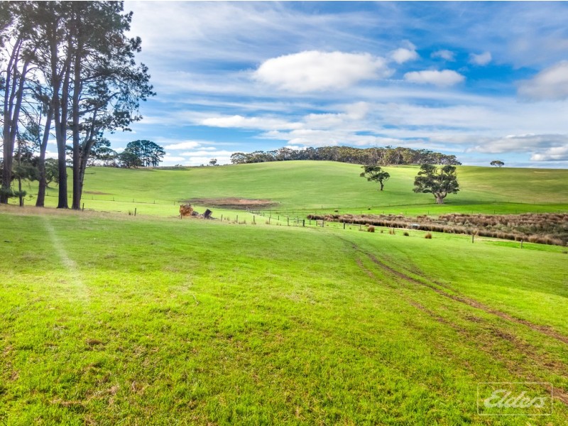 A16 and 17 1900 Range Rd, Parawa SA 5203