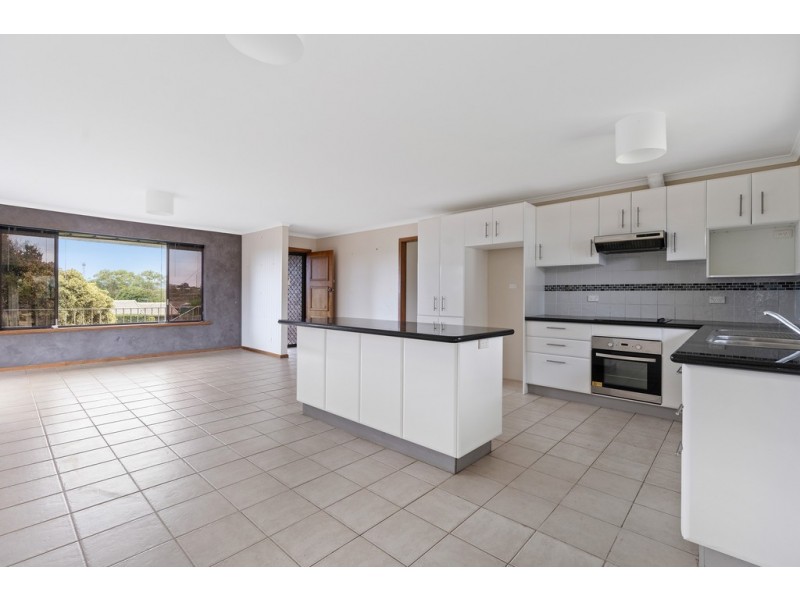 26 NORFOLK AVENUE, Victor Harbor SA 5211