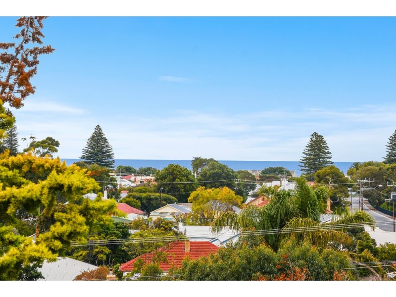 2/9 ADEY STREET, Victor Harbor SA 5211