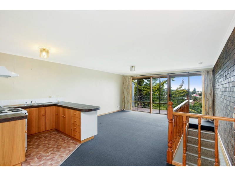 2/9 ADEY STREET, Victor Harbor SA 5211
