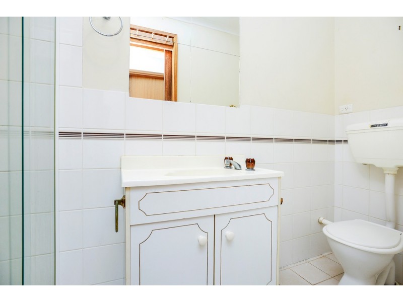 2/9 ADEY STREET, Victor Harbor SA 5211