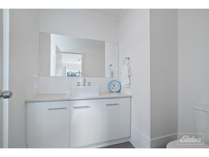 16 STONE HUT CIRCUIT, Encounter Bay SA 5211