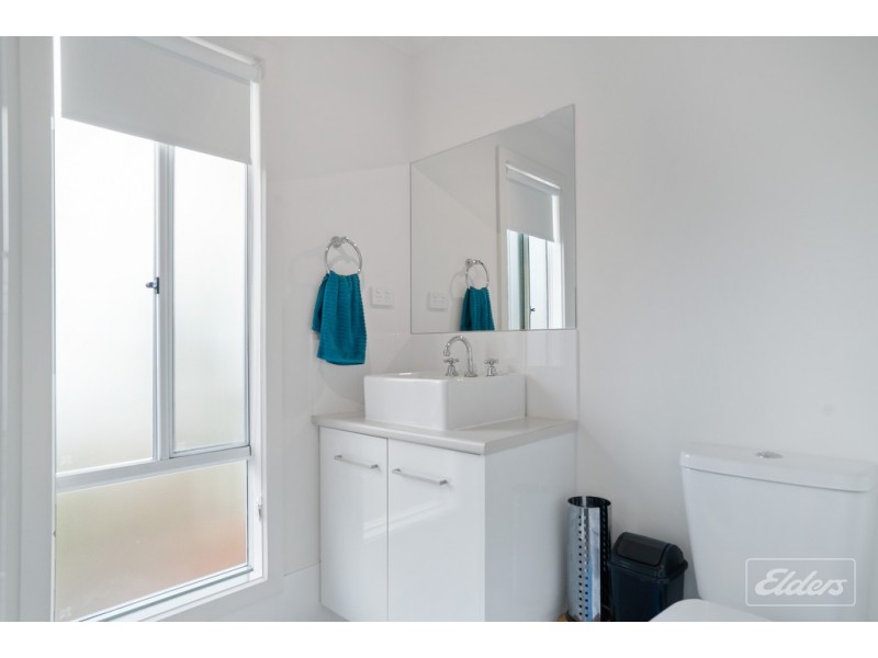 16 STONE HUT CIRCUIT, Encounter Bay SA 5211