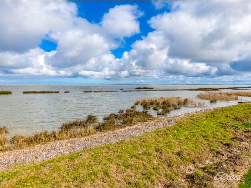 306 Lake Albert Road, Poltalloch SA 5259