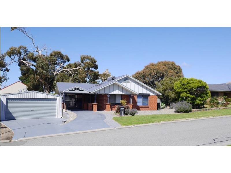 4 CONNELL STREET, Victor Harbor SA 5211