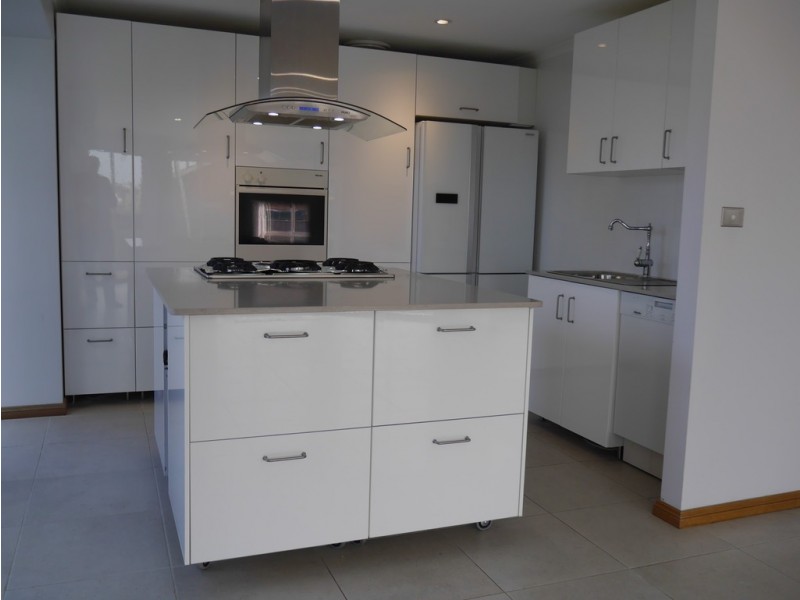 4 CONNELL STREET, Victor Harbor SA 5211