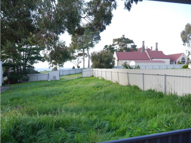 4 CONNELL STREET, Victor Harbor SA 5211