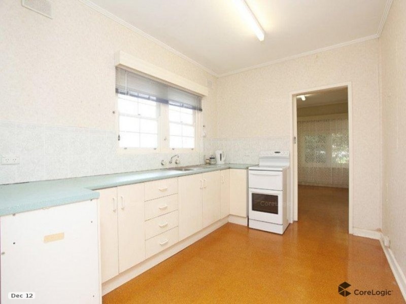 15 PEACE AVENUE, Victor Harbor SA 5211