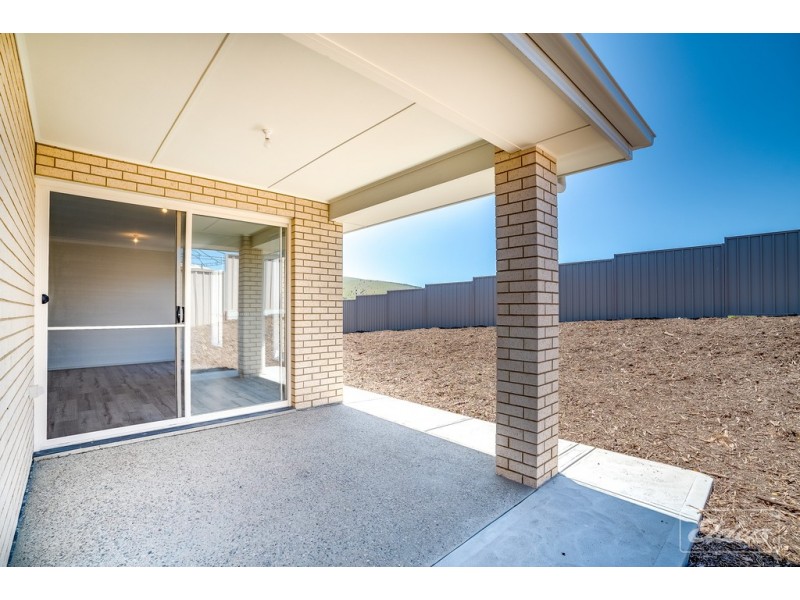 42 KLEINIG DRIVE, Hayborough SA 5211