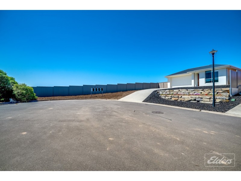 42 KLEINIG DRIVE, Hayborough SA 5211