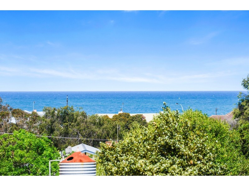 28 HIGH STREET, Victor Harbor SA 5211