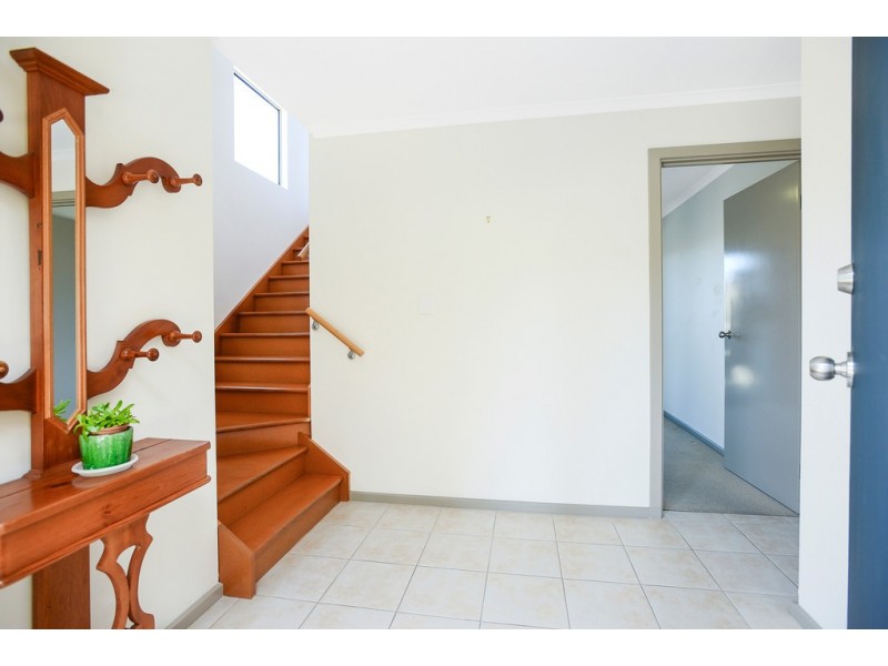 28 HIGH STREET, Victor Harbor SA 5211