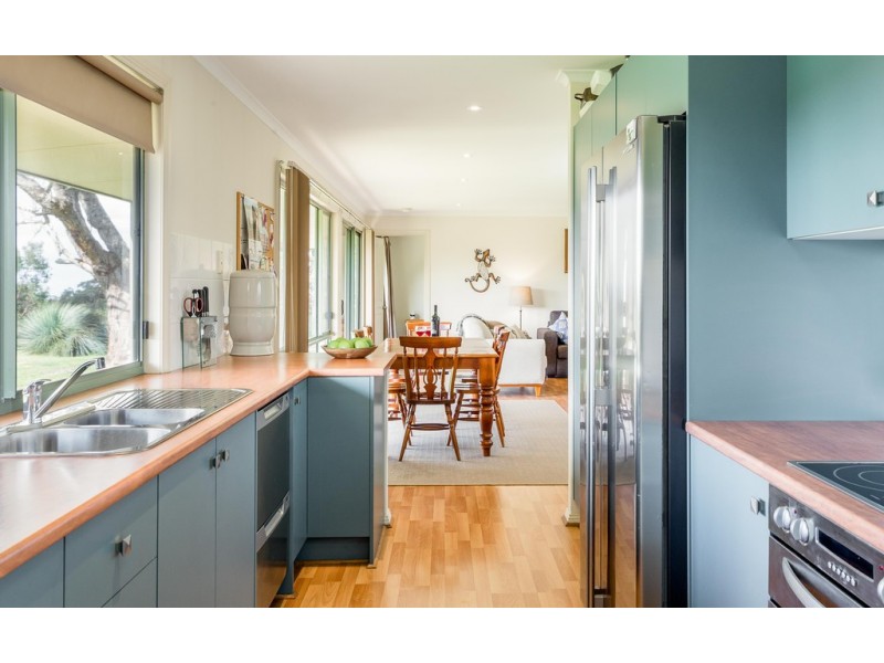 3779 VICTOR HARBOR ROAD, Mount Jagged SA 5211