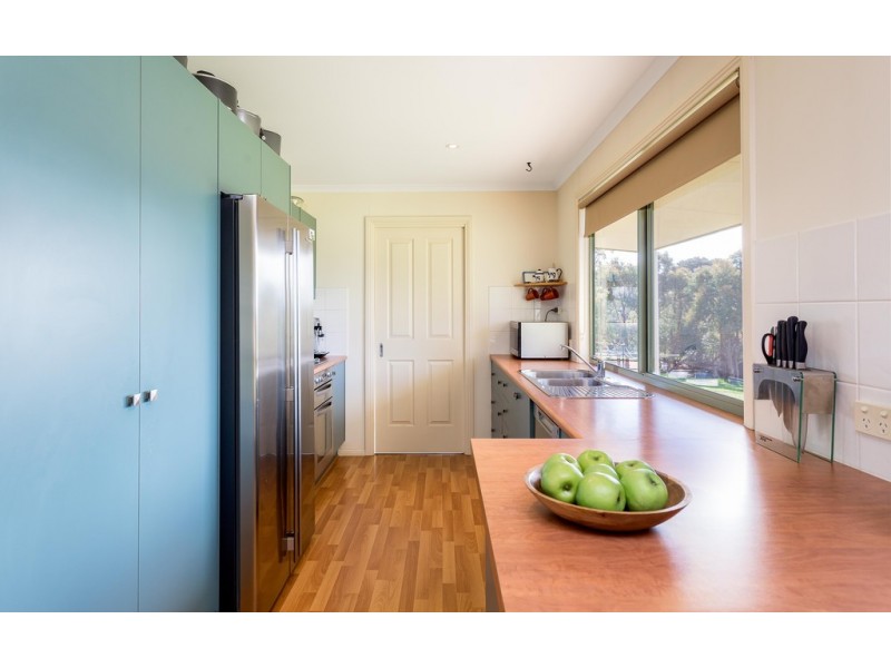 3779 VICTOR HARBOR ROAD, Mount Jagged SA 5211