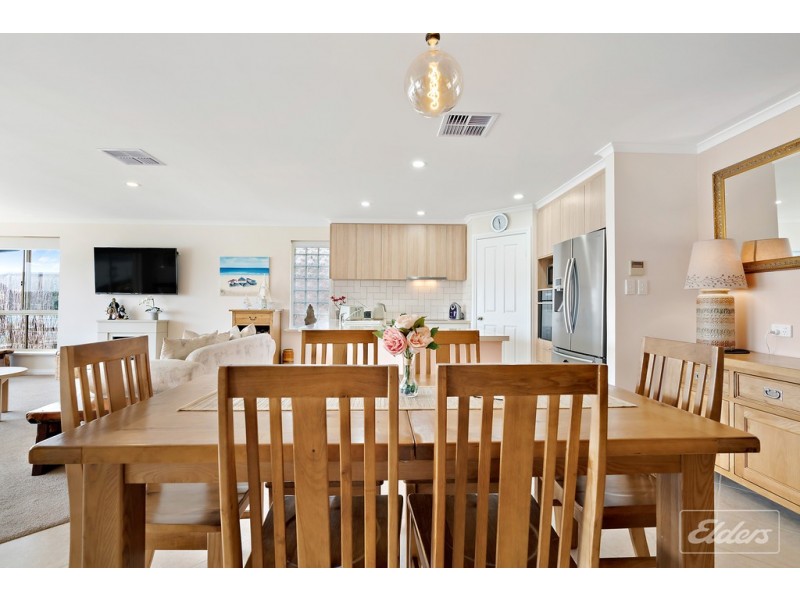 23 Lakeside Circuit, Encounter Bay SA 5211