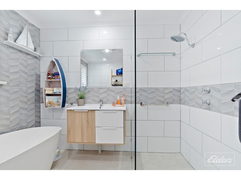 23 Lakeside Circuit, Encounter Bay SA 5211