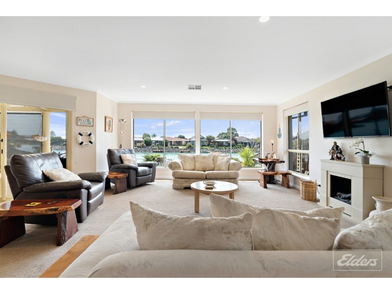 23 Lakeside Circuit, Encounter Bay SA 5211