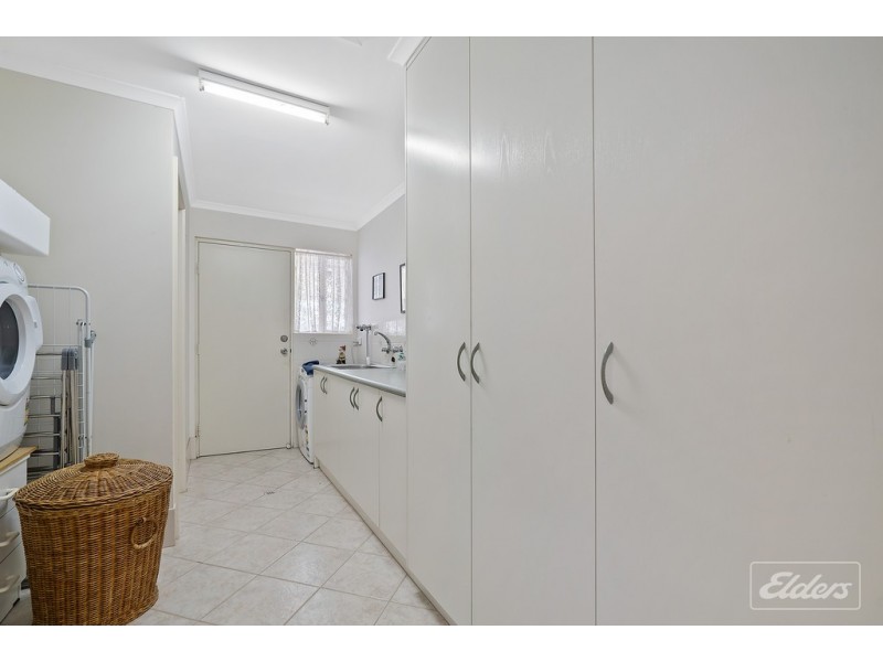 32 NEWLAND STREET, Victor Harbor SA 5211