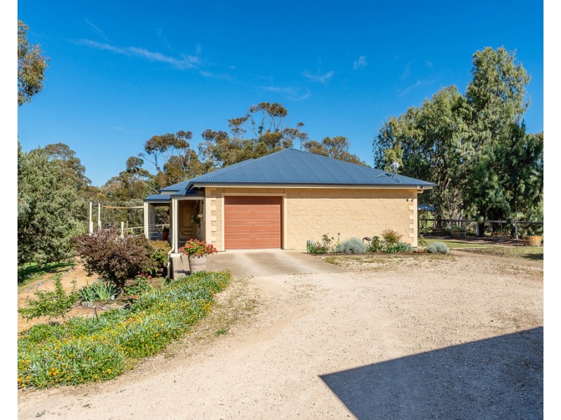 181D Lines Rd, Strathalbyn SA 5255