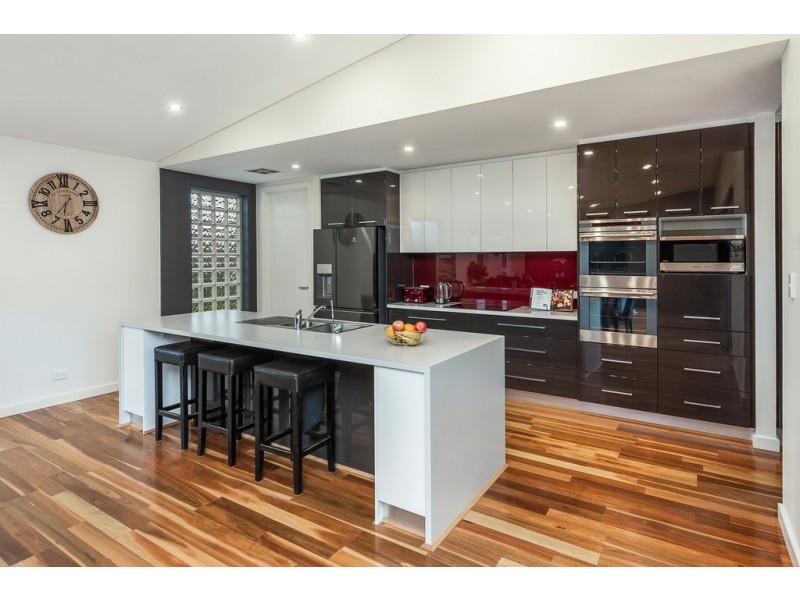 77 TRAINERS WAY, Strathalbyn SA 5255