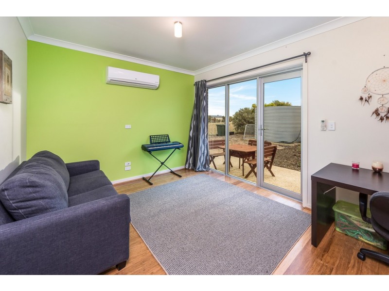 77 TRAINERS WAY, Strathalbyn SA 5255