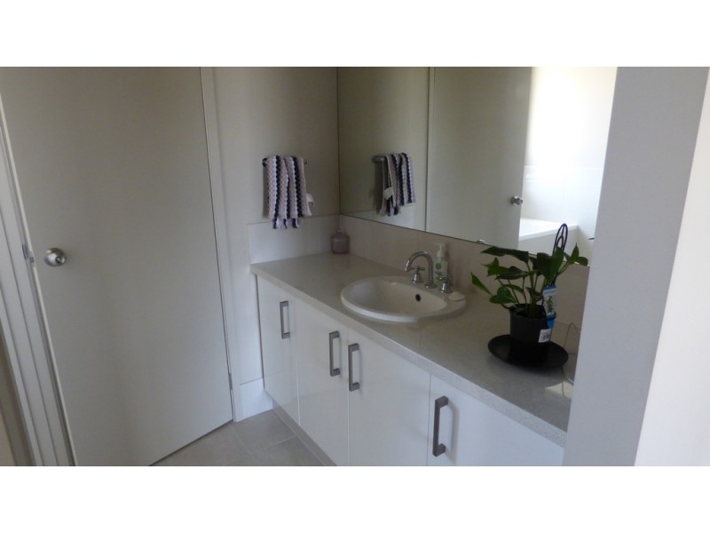 12 JASMIN DRIVE, Victor Harbor SA 5211