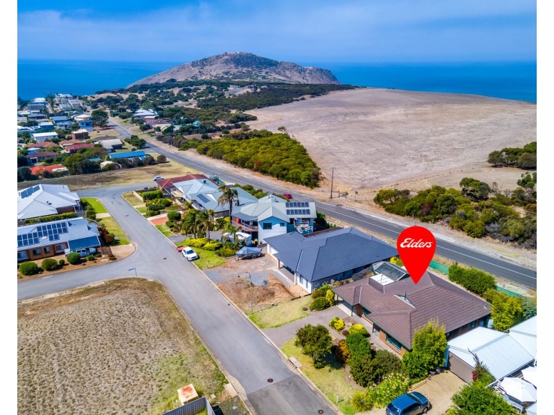 11 MINNAMOORA COURT, Encounter Bay SA 5211