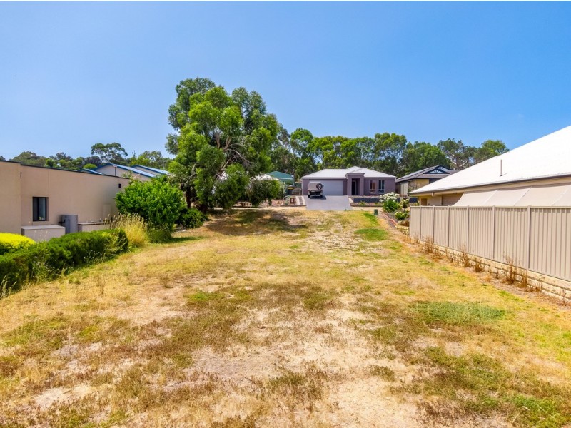 156 COROMANDEL DRIVE, Mccracken SA 5211