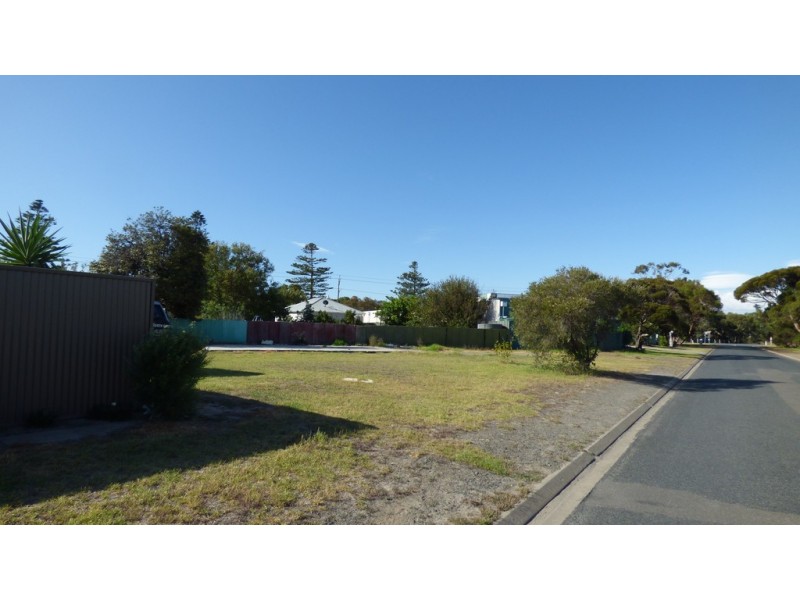 17 Broderick Terrace, Victor Harbor SA 5211