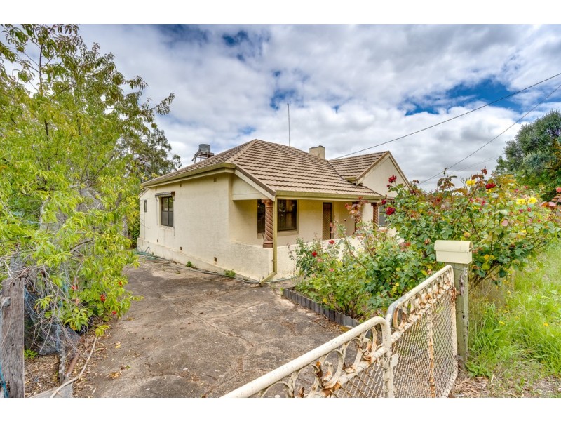 15 KONDOPARINGA ROAD, Meadows SA 5201