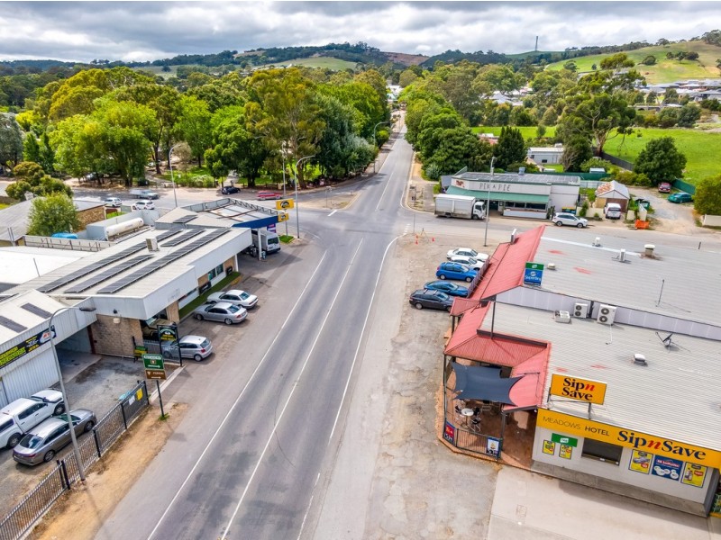 15 KONDOPARINGA ROAD, Meadows SA 5201