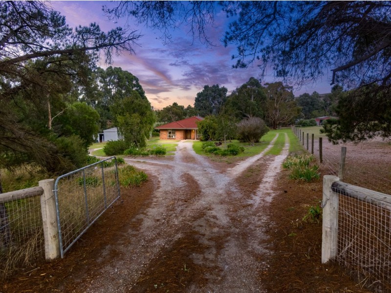 11 STONES FORD ROAD, Nangkita SA 5210