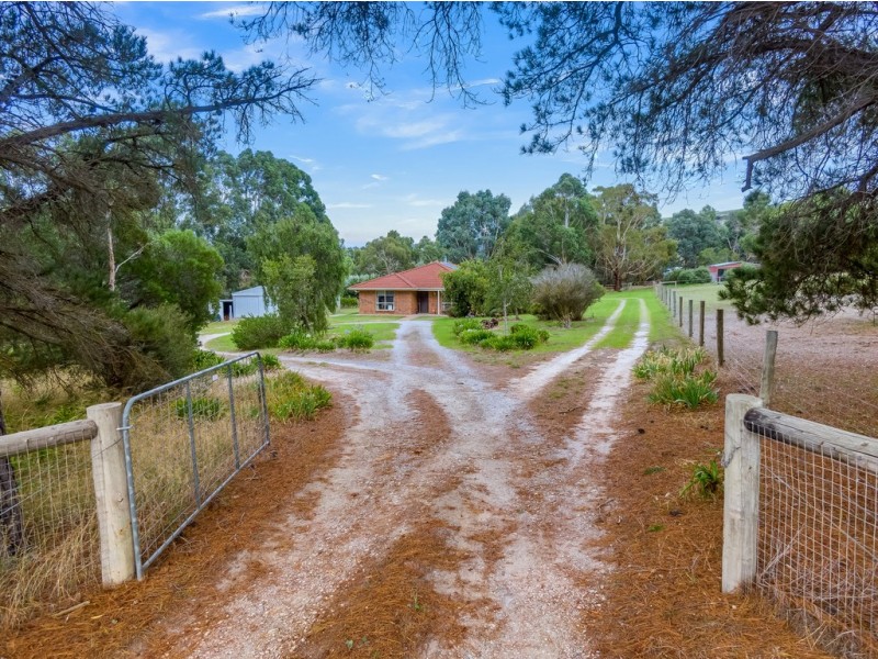 11 STONES FORD ROAD, Nangkita SA 5210