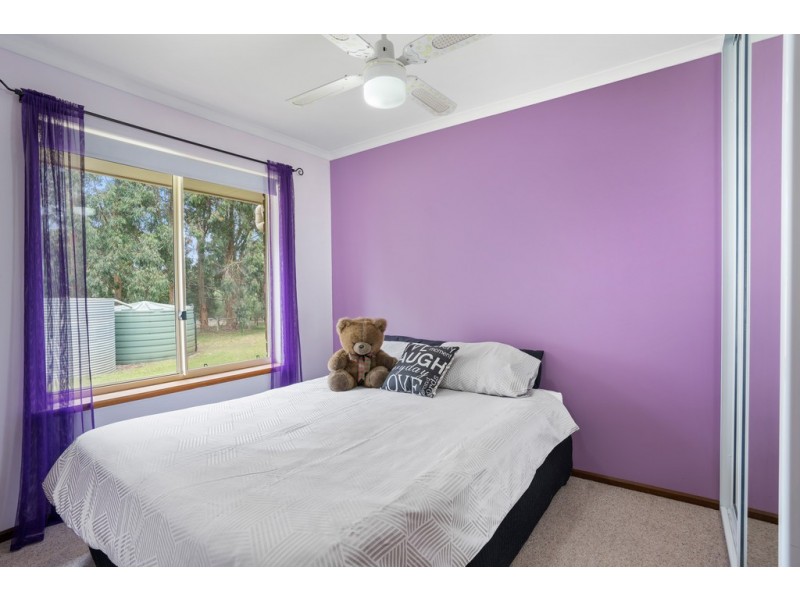 11 STONES FORD ROAD, Nangkita SA 5210