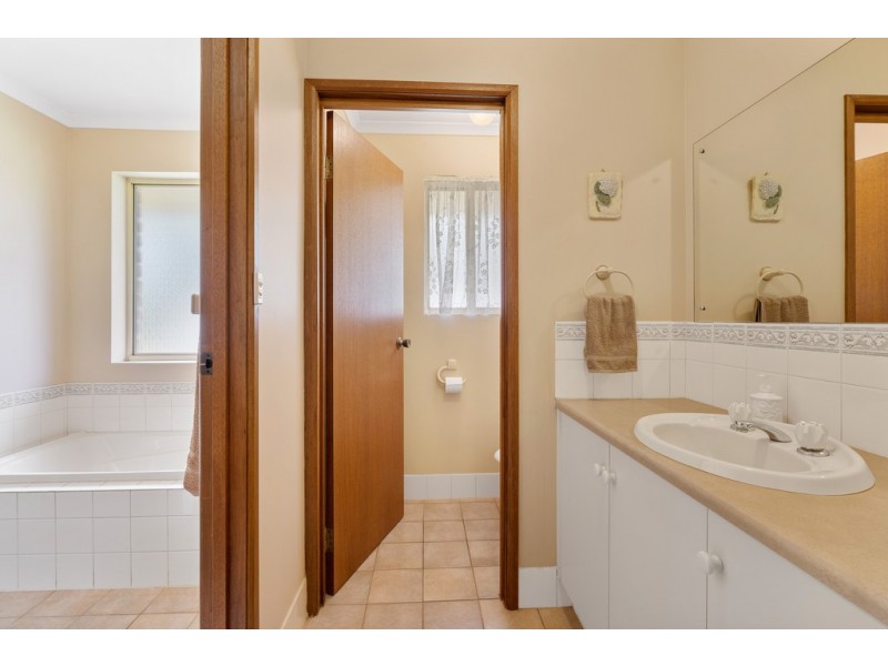 11 STONES FORD ROAD, Nangkita SA 5210