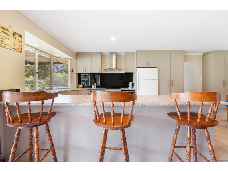 11 STONES FORD ROAD, Nangkita SA 5210