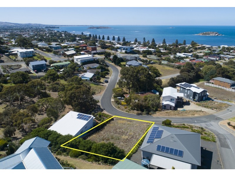 12 JOY STREET, Encounter Bay SA 5211