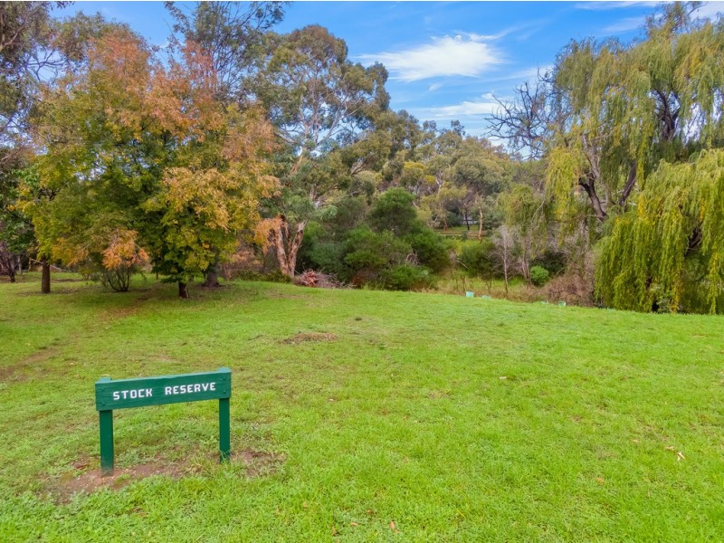 5 NORFOLK AVENUE, Victor Harbor SA 5211