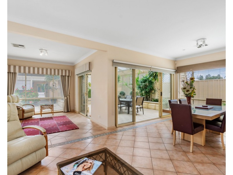 10 ESPLANADE, Victor Harbor SA 5211