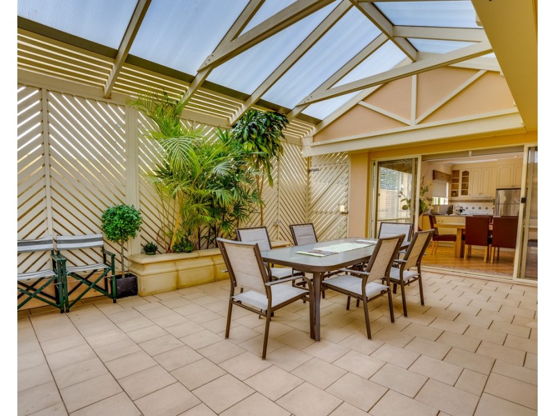 10 ESPLANADE, Victor Harbor SA 5211