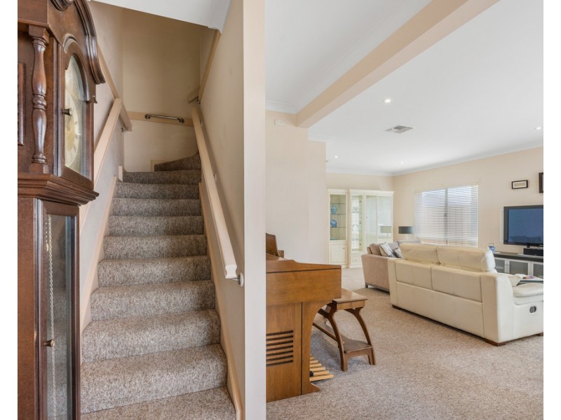 10 ESPLANADE, Victor Harbor SA 5211