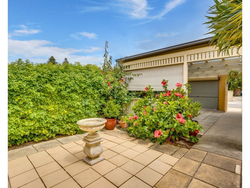 10 ESPLANADE, Victor Harbor SA 5211